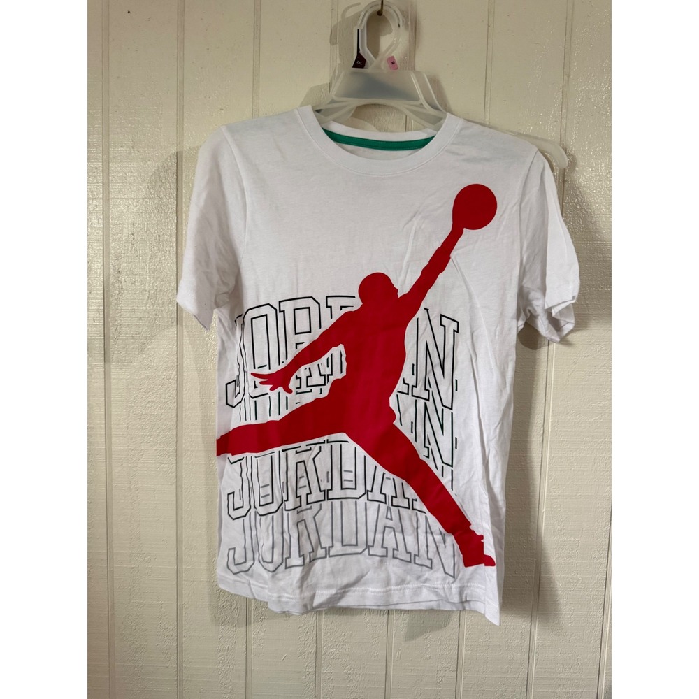 Jordan Boys White Red Jumpman Graphic T-Shirt Size Large 12-13 YRS